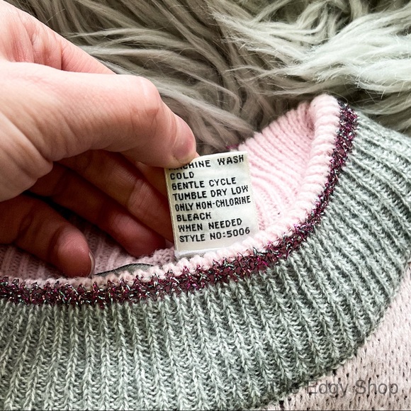 Venezia | Vintage Geometric Metallic Ugly Sweater - Picture 5 of 5